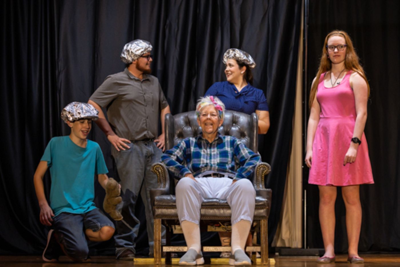 Photos: First look at Rise Up Art Alliance Community Theatre's THE DAY ALIENS ATTACKED FAIRFIELD Photos: First look at Rise Up Art Alliance Community Theatre's THE DAY ALIENS ATTACKED FAIRFIELD Image