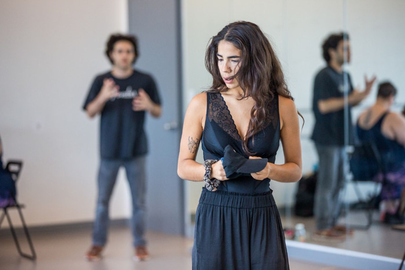 Photos: Inside Rehearsal For ROMEO & JULIET at The Curtain  Image