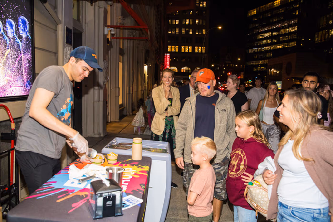 Photos: BLUE MAN GROUP Celebrates 17,000 Performances in New York City  Image