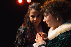 Clara Byczkowski and Carrie Hardin @ BroadwayWorld Clara Byczkowski and Carrie Hardin Photo