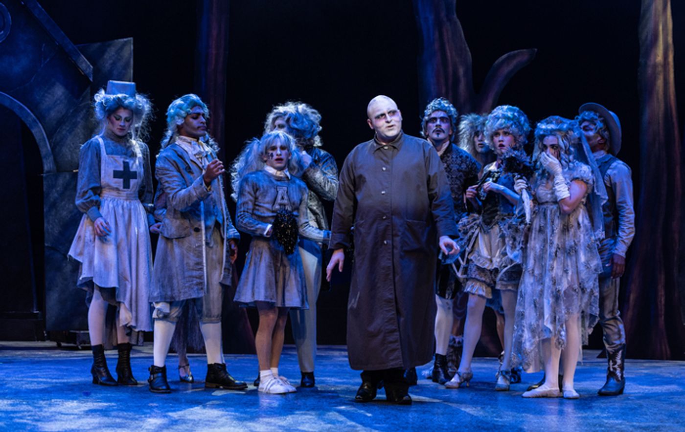 Photos: First Look at Metropolis Performing Arts Centre's THE ADDAMS FAMILY  Image