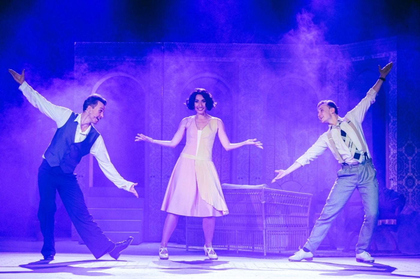 Review: SINGING IN THE RAIN at Teatr Muzyczny Poznan  Image