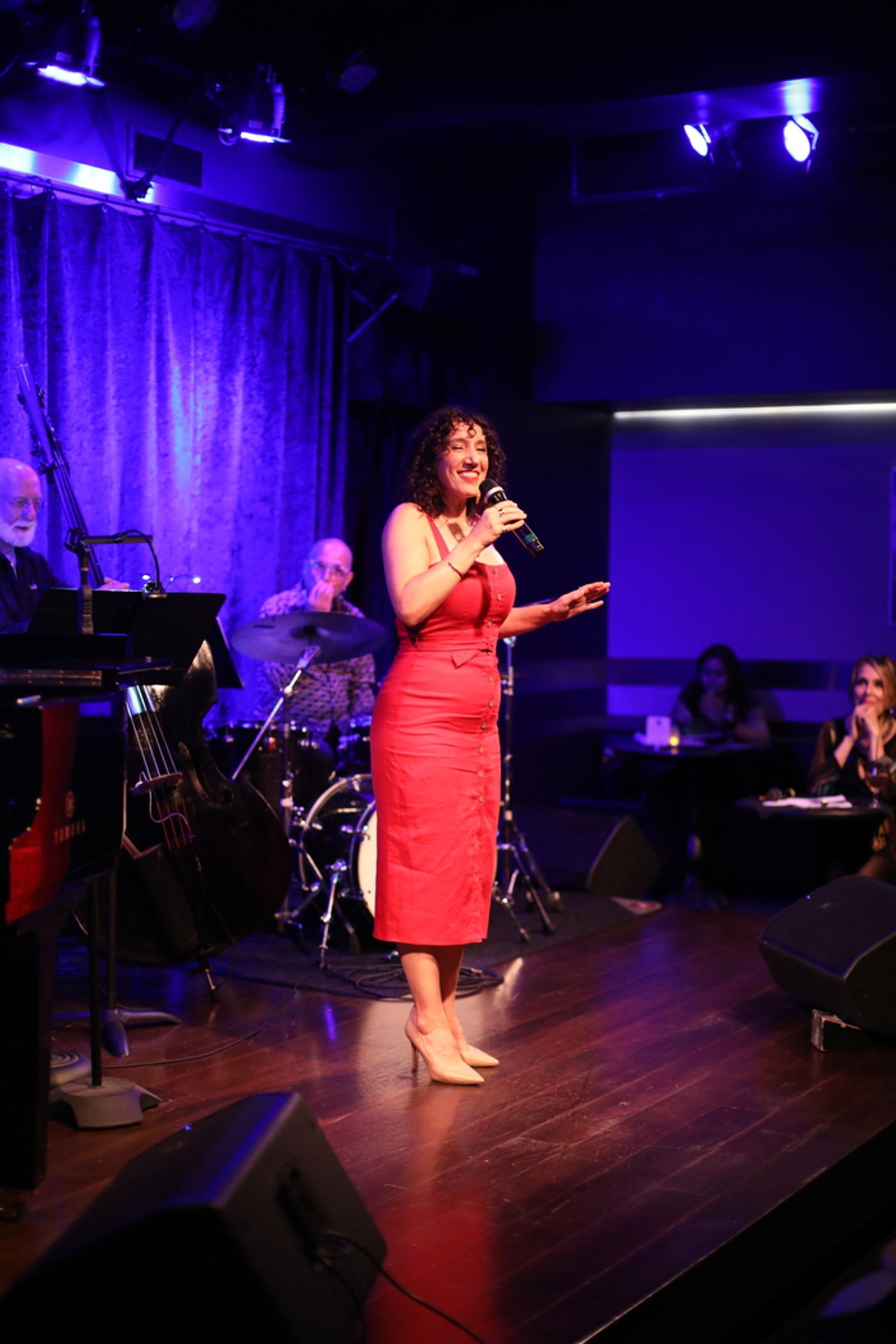 Photos: September 12 THE LINEUP WITH SUSIE MOSHER Overwhelms With Talent  Image