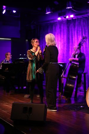 Karen Mason @ BroadwayWorld Karen Mason Photo