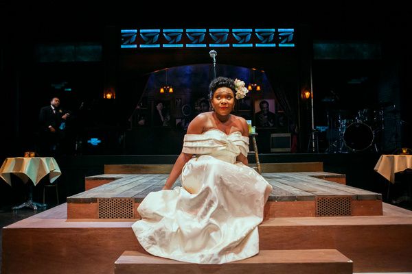 Photos: First Look: Tanea Renee As 'Billie Holiday' In Baltimore Center Stage's LADY DAY AT EMERSON'S BAR AND GRILL   Image