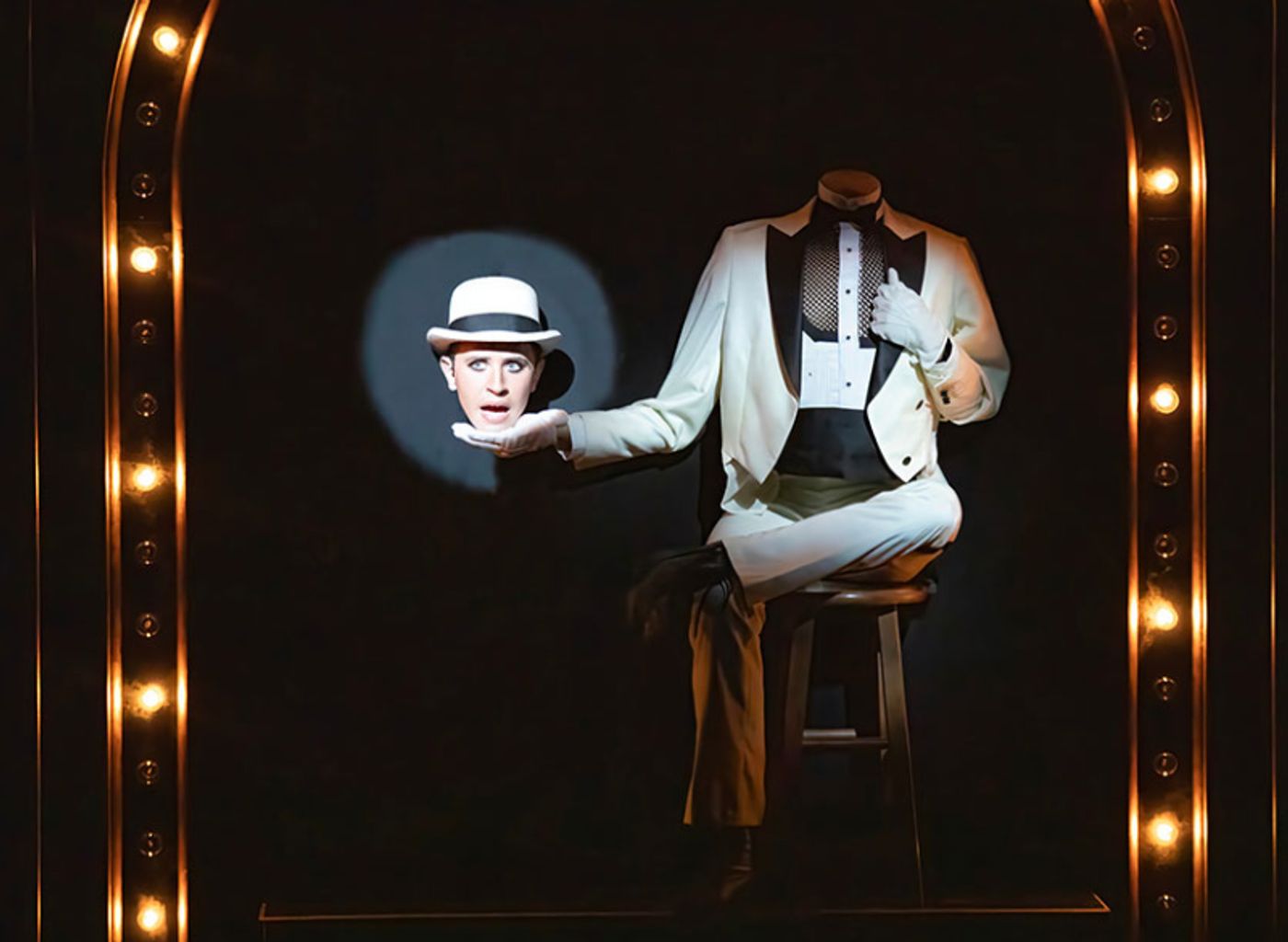 Interview: Lincoln Clauss, the Emcee of CABARET at The Old Globe Bids You Willkommen, Bienvenue, and Welcome  Image