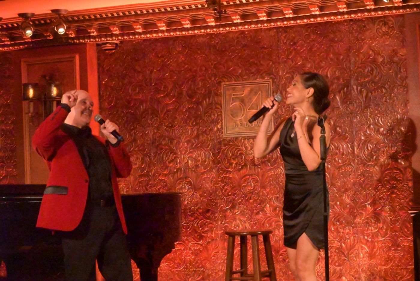 Photos: Robert Driemeyer Debuts BROADWAY BARFLY at 54 Below  Image
