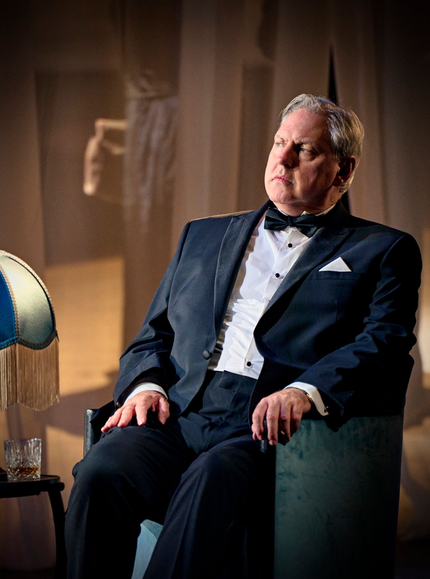 Photos: First Look at the UK Tour of AND THEN THERE WERE NONE  Image