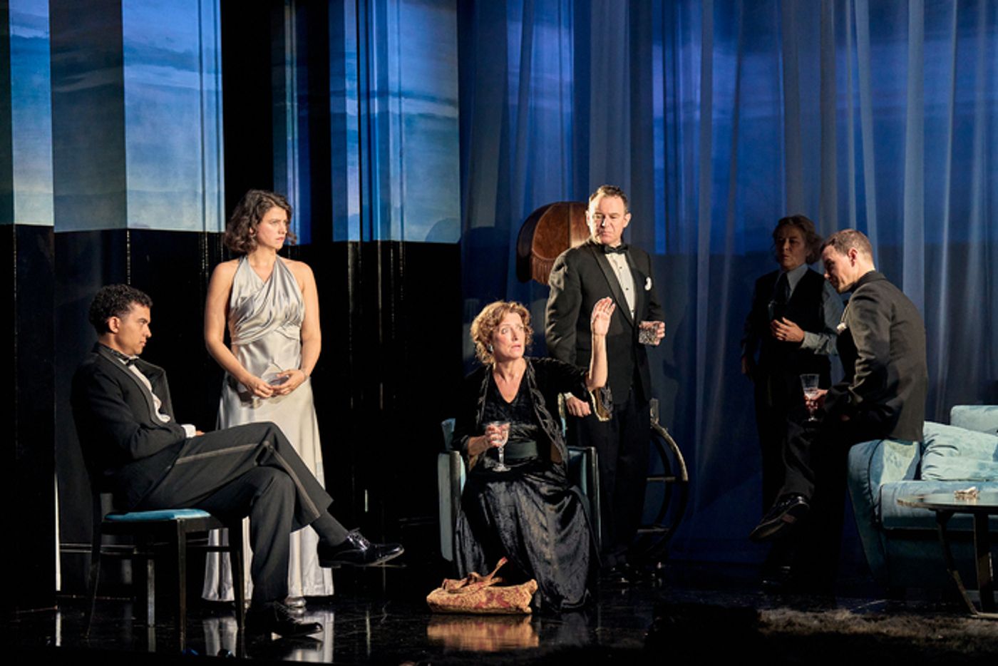 Photos: First Look at the UK Tour of AND THEN THERE WERE NONE  Image