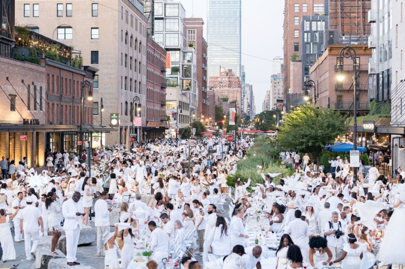 Interview: Sandy Safi of Dîner en Blanc-The Exciting 9/14 Event in NYC's Meatpacking District Interview: Sandy Safi of Dîner en Blanc-The Exciting 9/14 Event in NYC's Meatpacking District Image