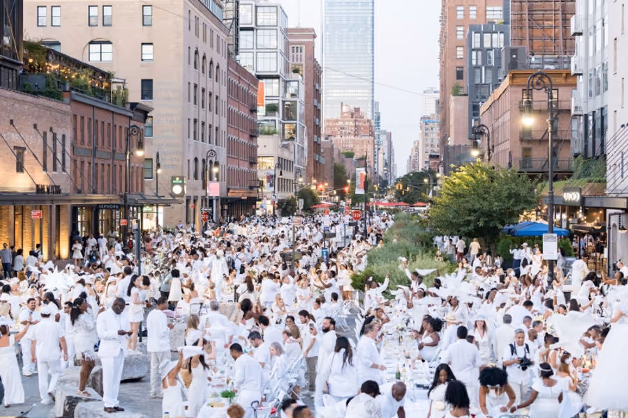 Interview: Sandy Safi of Dîner en Blanc-The Exciting 9/14 Event in NYC's Meatpacking District Image