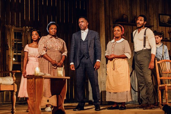 Kara Young, Heather Alicia Simms, Leslie Odom, Jr., Vanessa Bell Calloway, Billy Euge Photo