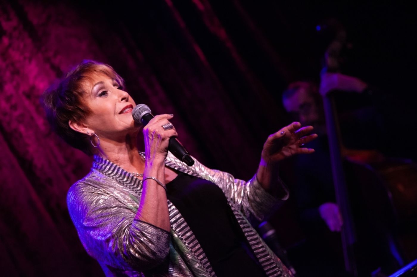 Review: Amanda McBroom SUCH GOOD FRIENDS At Birdland Such Good Storytelling Review: Amanda McBroom SUCH GOOD FRIENDS At Birdland Such Good Storytelling Image