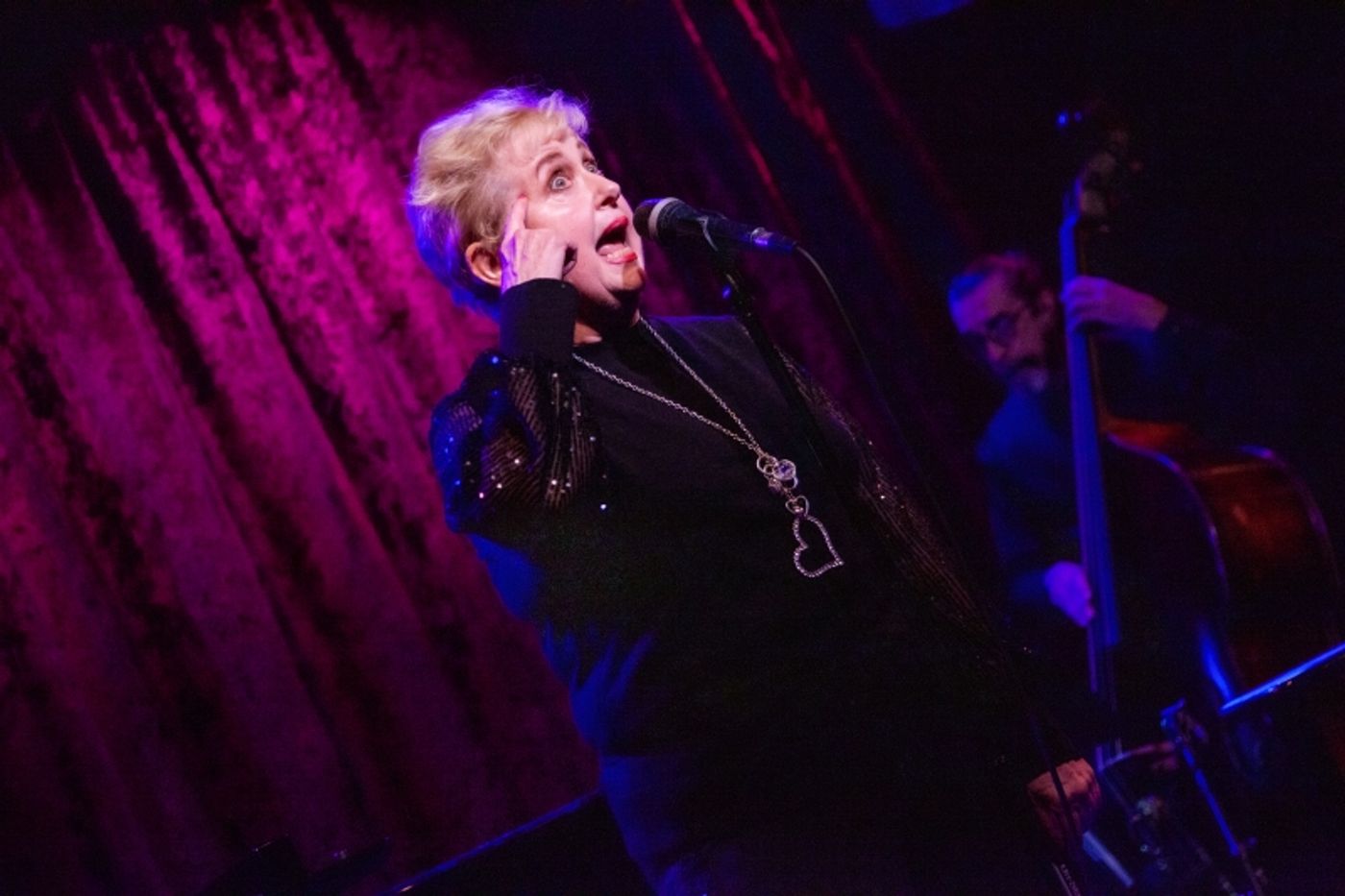 Review: Amanda McBroom SUCH GOOD FRIENDS At Birdland Such Good Storytelling Review: Amanda McBroom SUCH GOOD FRIENDS At Birdland Such Good Storytelling Image
