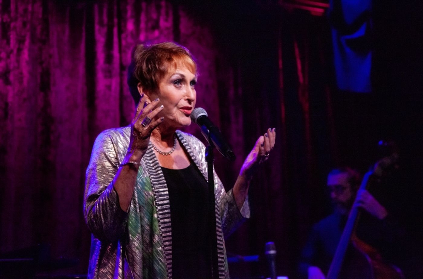 Review: Amanda McBroom SUCH GOOD FRIENDS At Birdland Such Good Storytelling Review: Amanda McBroom SUCH GOOD FRIENDS At Birdland Such Good Storytelling Image