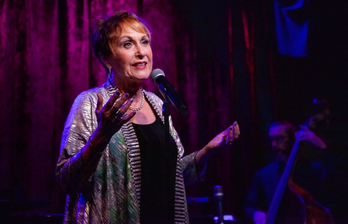 Review: Amanda McBroom SUCH GOOD FRIENDS At Birdland Such Good Storytelling Review: Amanda McBroom SUCH GOOD FRIENDS At Birdland Such Good Storytelling Image