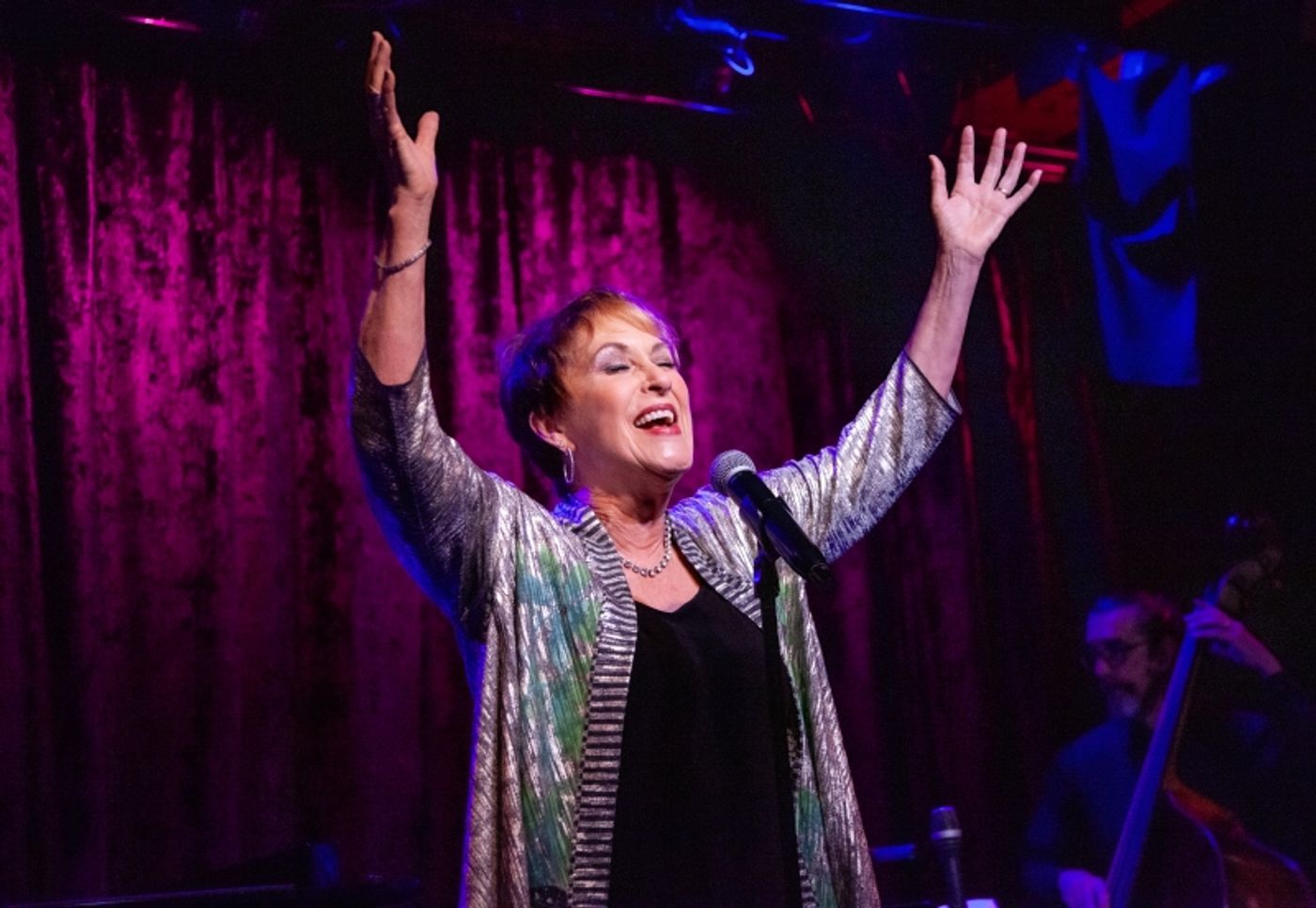 Review: Amanda McBroom SUCH GOOD FRIENDS At Birdland Such Good Storytelling Review: Amanda McBroom SUCH GOOD FRIENDS At Birdland Such Good Storytelling Image