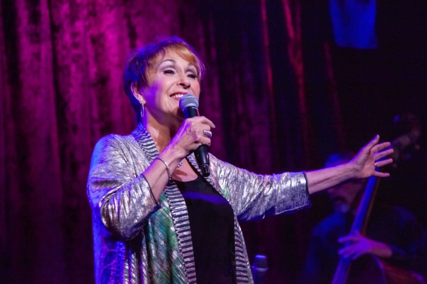 Review: Amanda McBroom SUCH GOOD FRIENDS At Birdland Such Good Storytelling Review: Amanda McBroom SUCH GOOD FRIENDS At Birdland Such Good Storytelling Image