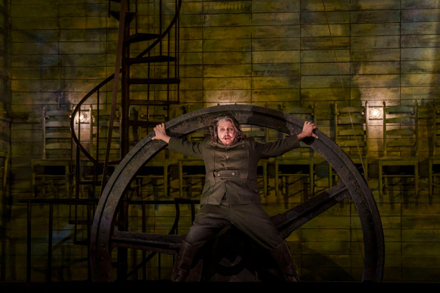 Photos: First Look at Chicago Lyric Opera's THE FLYING DUTCHMAN  Image