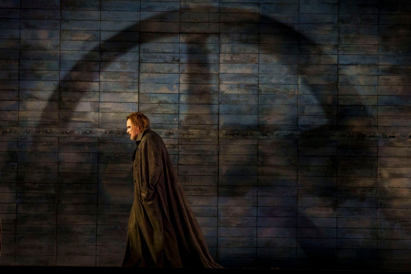Photos: First Look at Chicago Lyric Opera's THE FLYING DUTCHMAN  Image