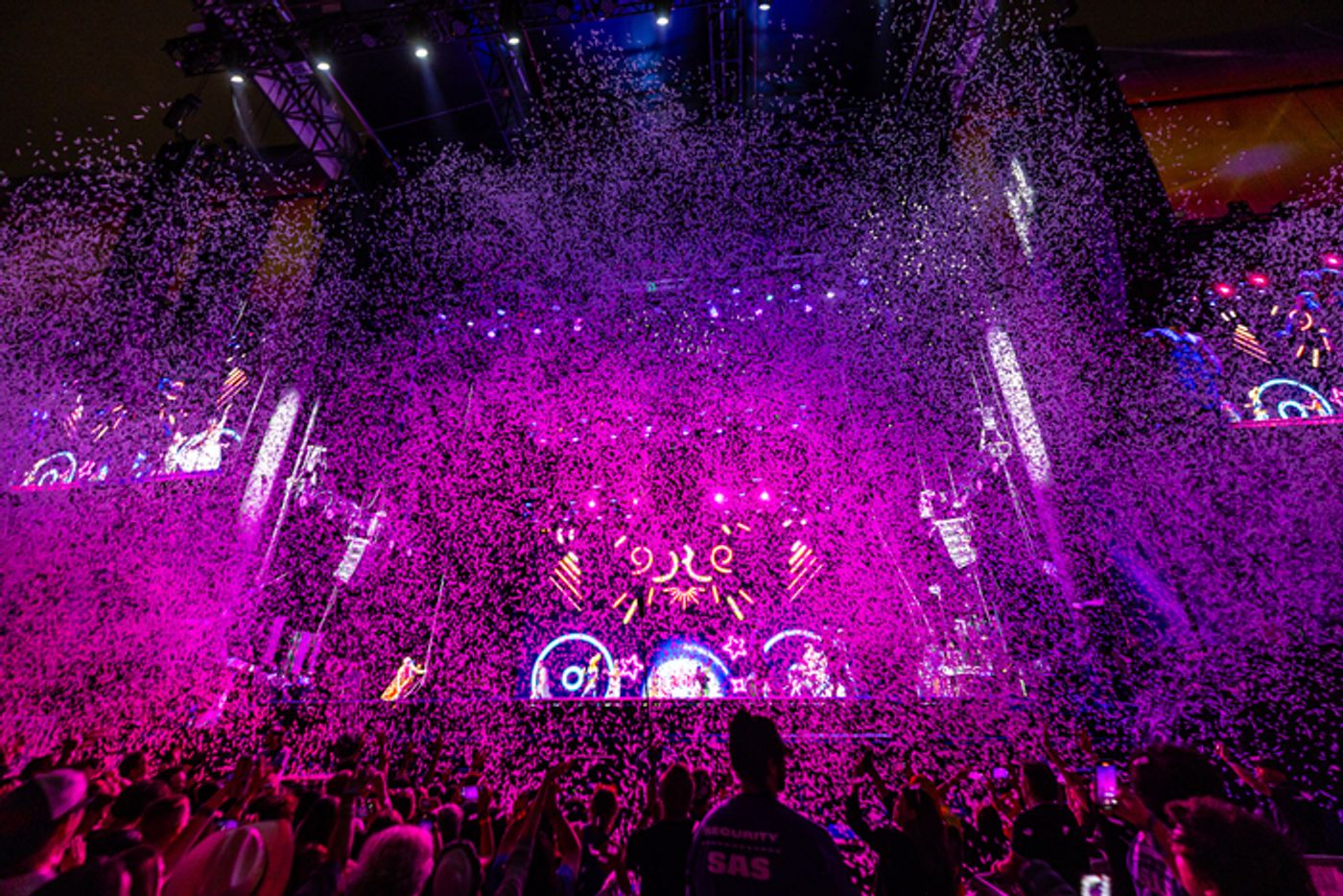 Photos: Cirque du Soleil Celebrates 30 Years at LIFE IS BEAUTIFUL's 10th Anniversary Festival Photos: Cirque du Soleil Celebrates 30 Years at LIFE IS BEAUTIFUL's 10th Anniversary Festival Image