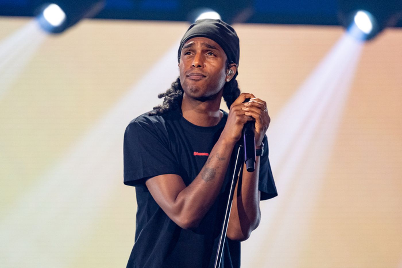 Photos: Kelly Clarkson, Lenny Kravitz & More Play The 2023 iHeartRadio Music Festival  Image