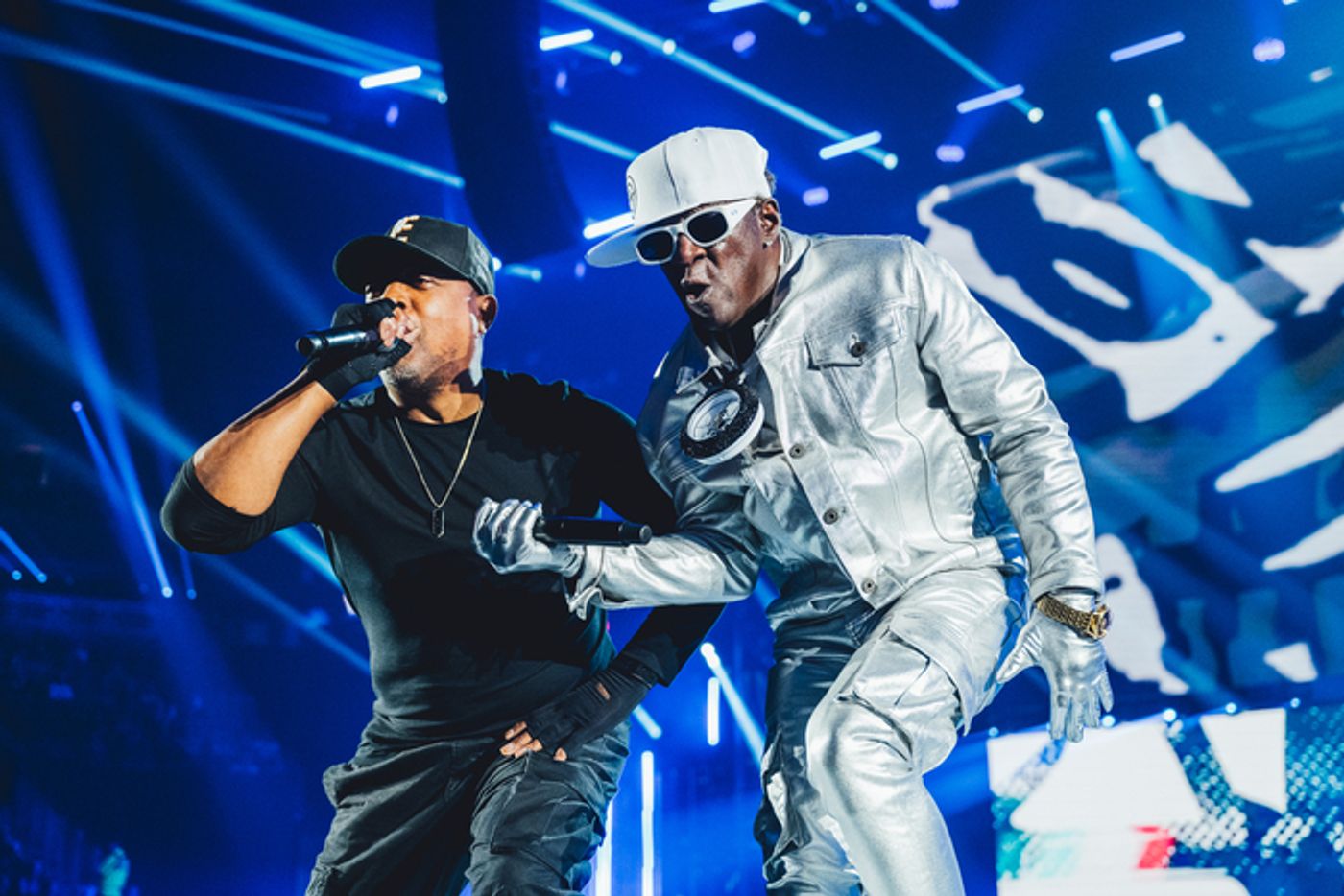 Photos: Kelly Clarkson, Lenny Kravitz & More Play The 2023 iHeartRadio Music Festival  Image