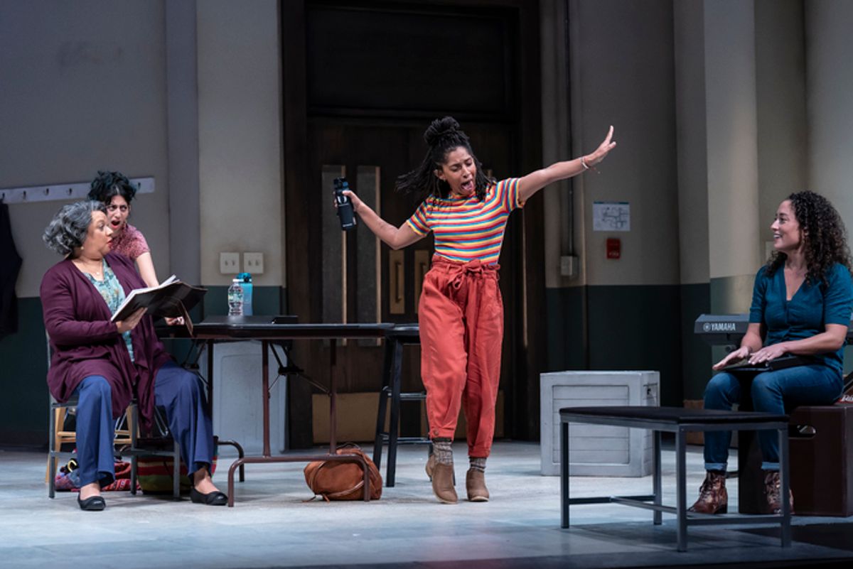 Constance Swain, background: Kim Bey, Shubhangi Kuchibhotla and Alina Collins Maldonado at 