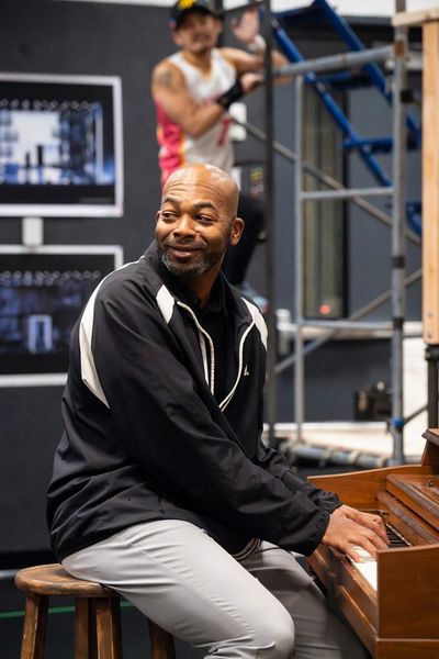 Brandon Victor Dixon Photo
