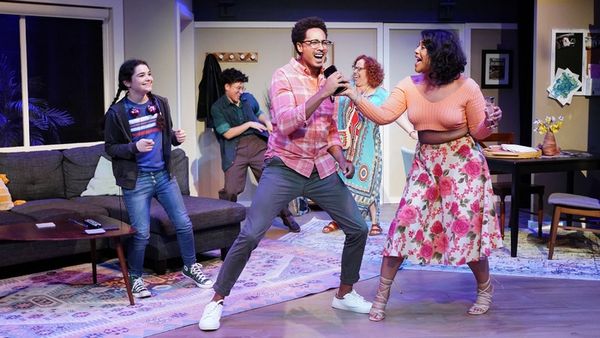 Naomi Rubin, Bex Taylor-Klaus, Phillip Smithey, Amy Tolsky and Samira Beija  Photo