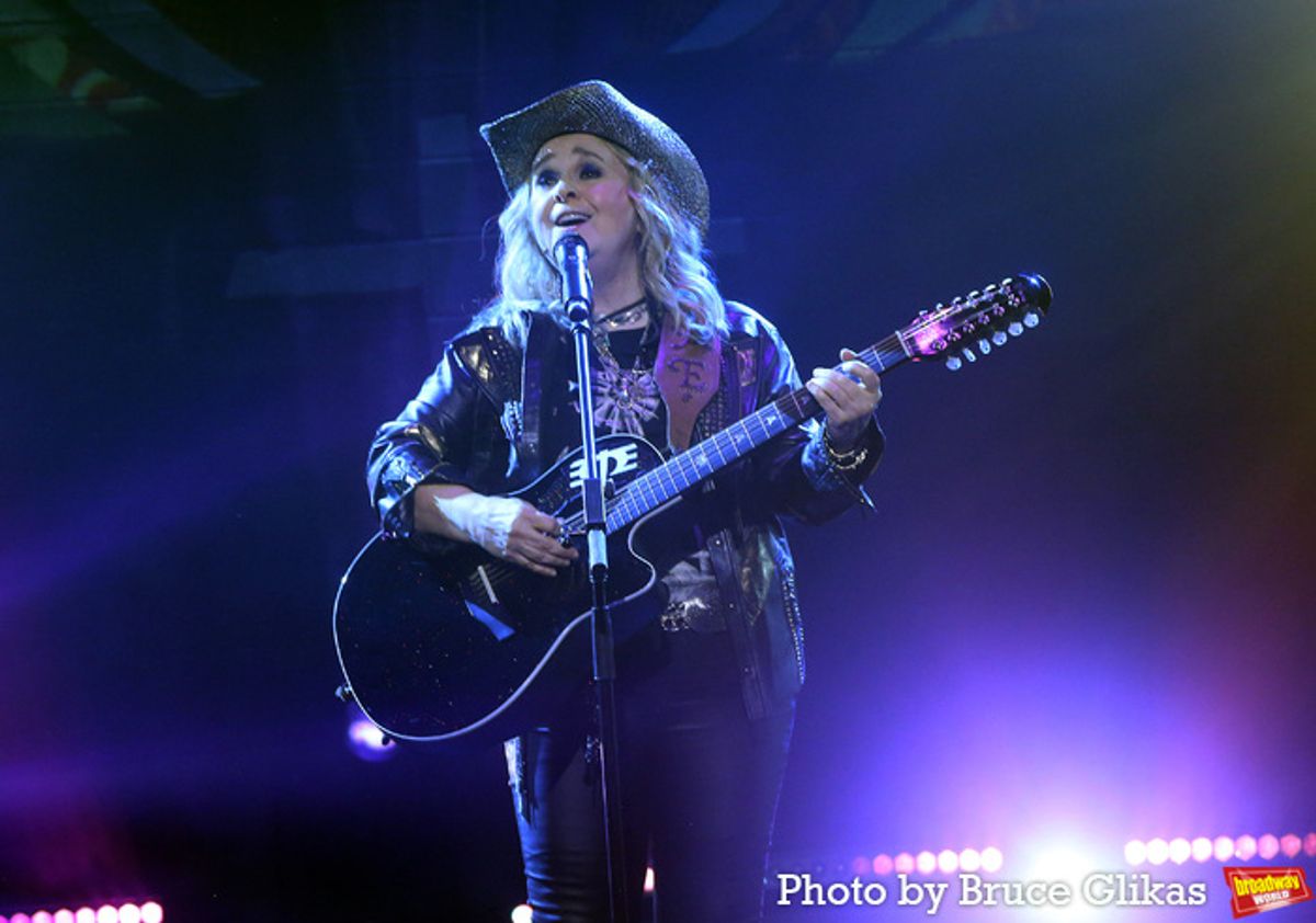 Melissa Etheridge  at 