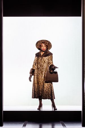 Carly Mercedes Dyer  Photo