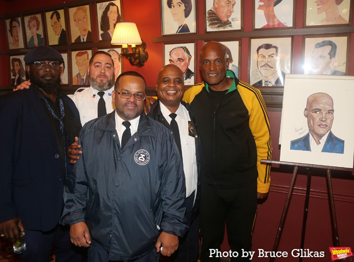 Photos: Director Kenny Leon Gets His Sardi's Portrait  Image