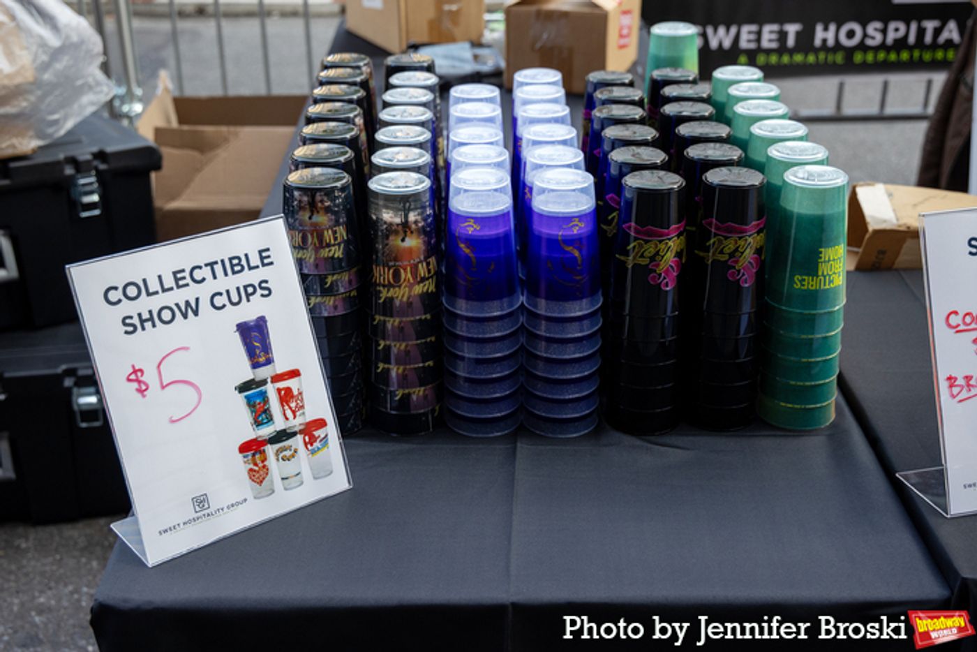 Photos: First Look at the 2023 Broadway Flea Market & Grand Auction  Image