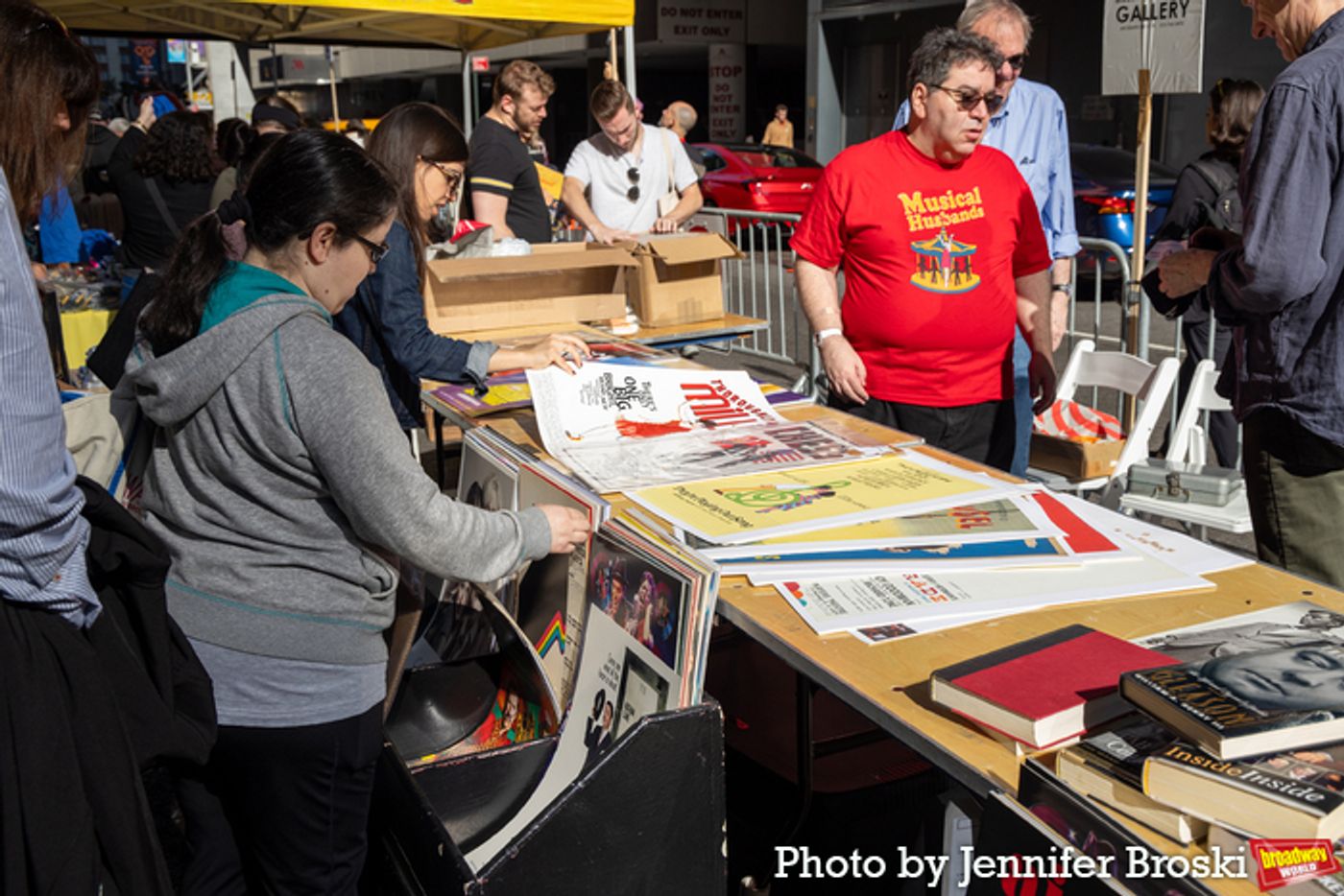 Photos: First Look at the 2023 Broadway Flea Market & Grand Auction  Image