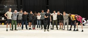Joseph Fiennes and the cast @ BroadwayWorld Joseph Fiennes and the cast Photo