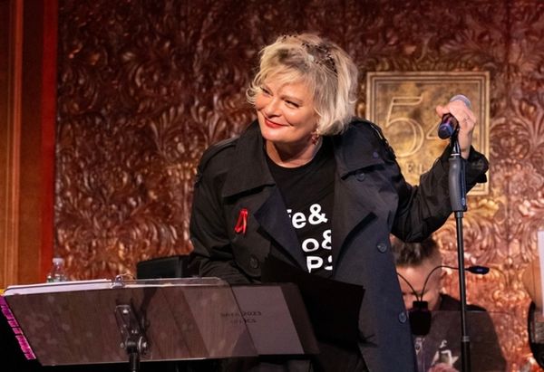 Martha Plimpton Photo