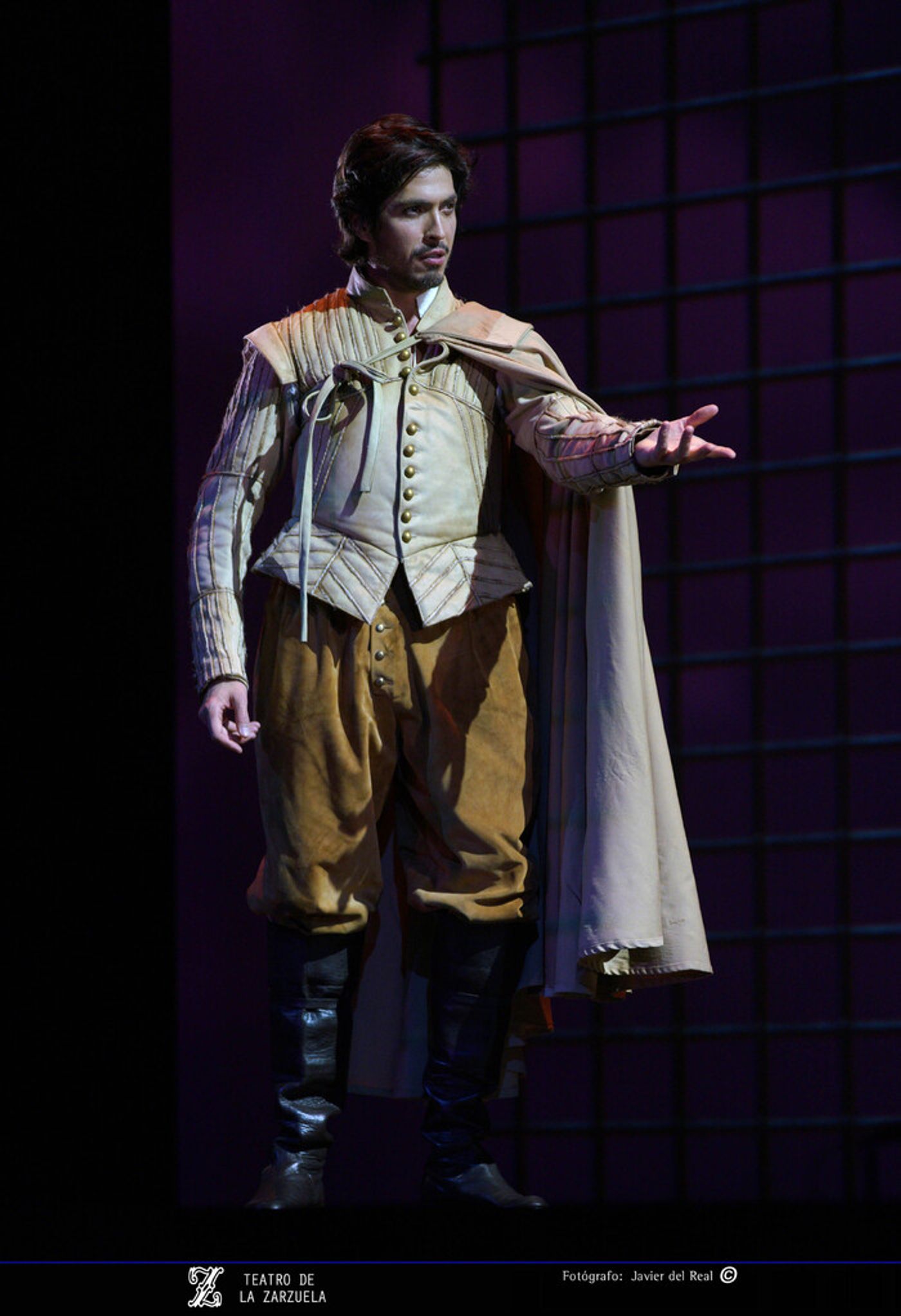 Photos: Primeras imágenes de EL CABALLERO DE OLMEDO en el Teatro de la Zarzuela Photos: Primeras imágenes de EL CABALLERO DE OLMEDO en el Teatro de la Zarzuela Image