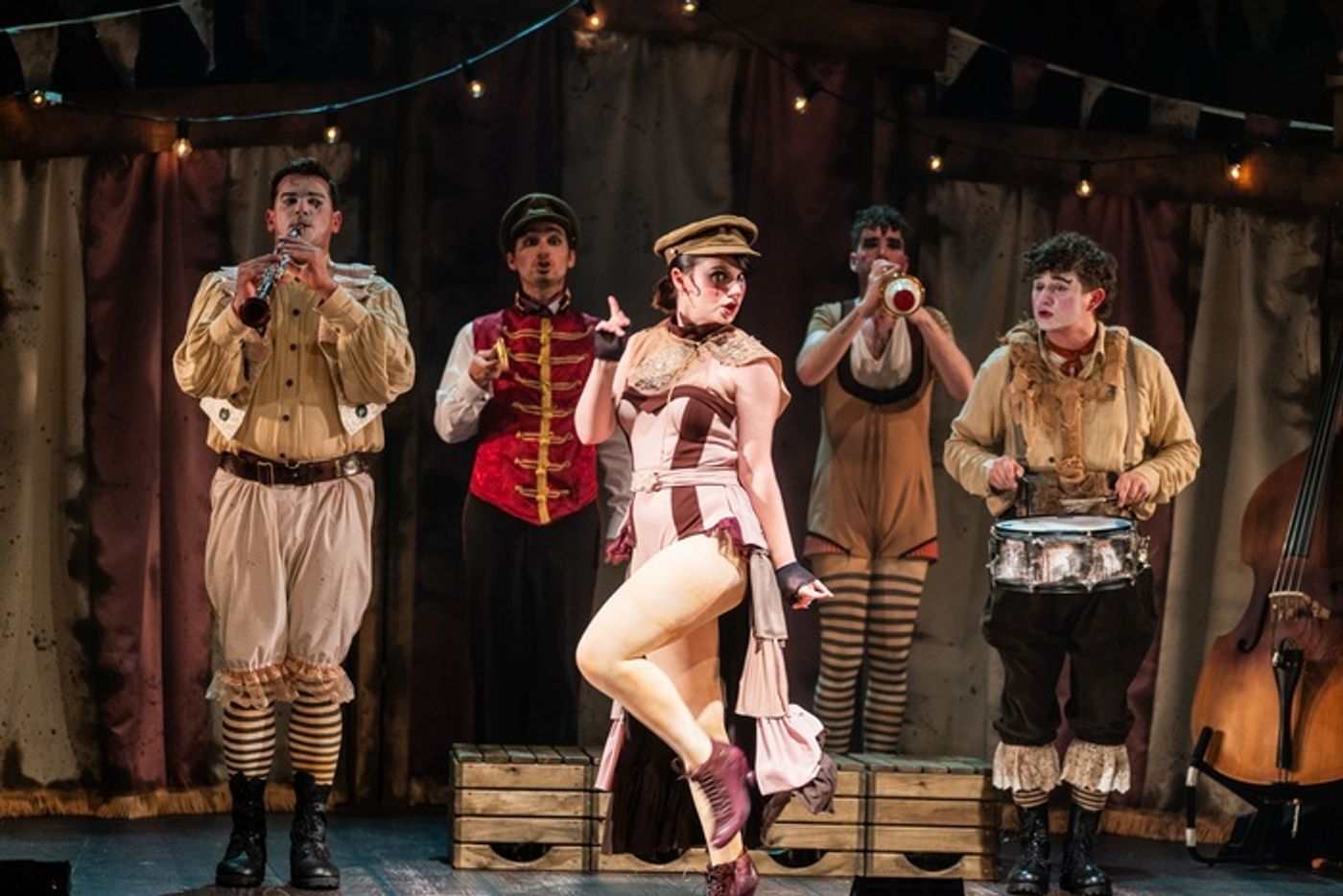 Photos: First Look at the UK Tour of OH WHAT A LOVELY WAR  Image