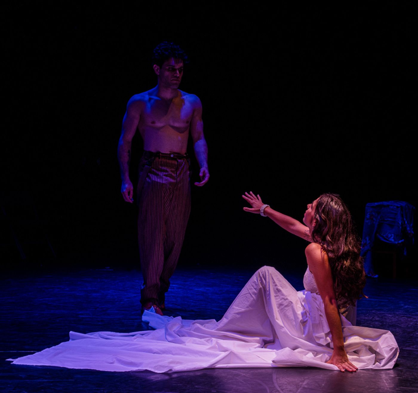 Photos: First Look at The Curtain's ROMEO AND JULIET  Image