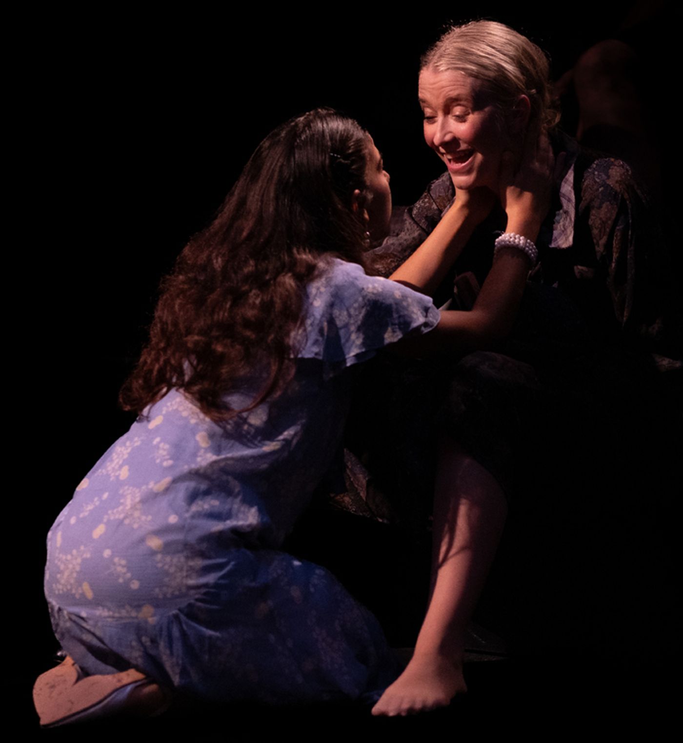 Photos: First Look at The Curtain's ROMEO AND JULIET  Image