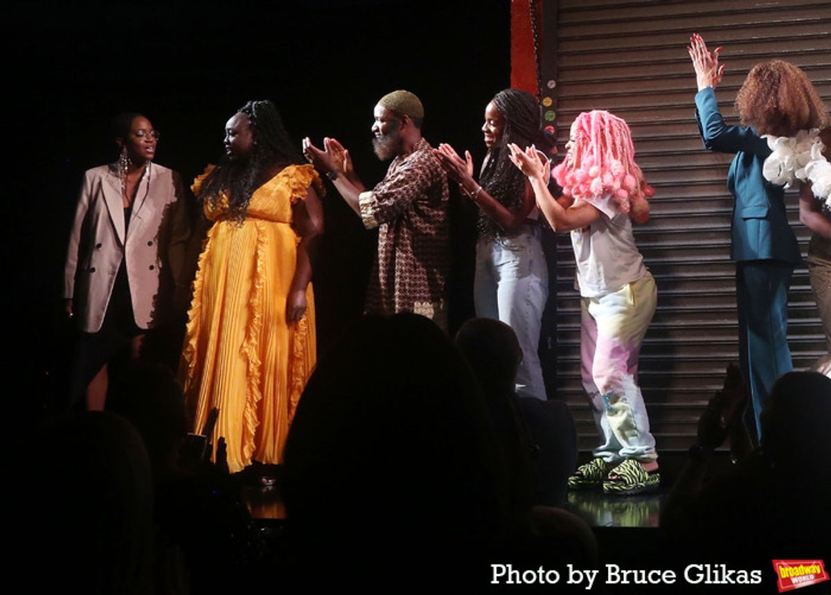 Director Whitney White, Playwright Jocelyn Bioh and The Cast of 'Jaja’s African Hair Braiding' at 