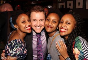 Moipei, Jeff Harnar Photo