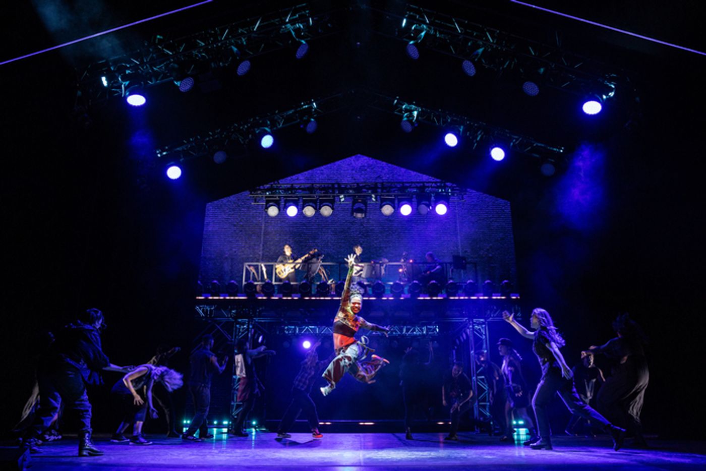 Photos: First Look at Julie Reiber, Benjamin Eakeley & Teralin Jones in JAGGED LITTLE PILL North American Tour  Image