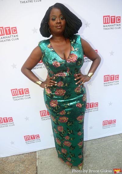 Somi Kakoma Photo