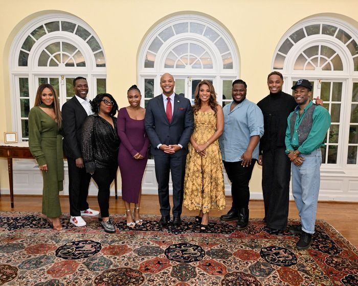 Photos: Maryland Governor and First Lady Welcome Cast of THE WIZ to Their Home  Image
