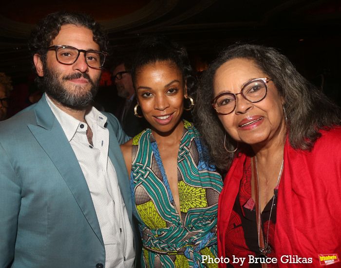 Photos: JAJA's AFRICAN HAIR BRAIDING Cast Celebrates Opening Night — photo 14 of 33