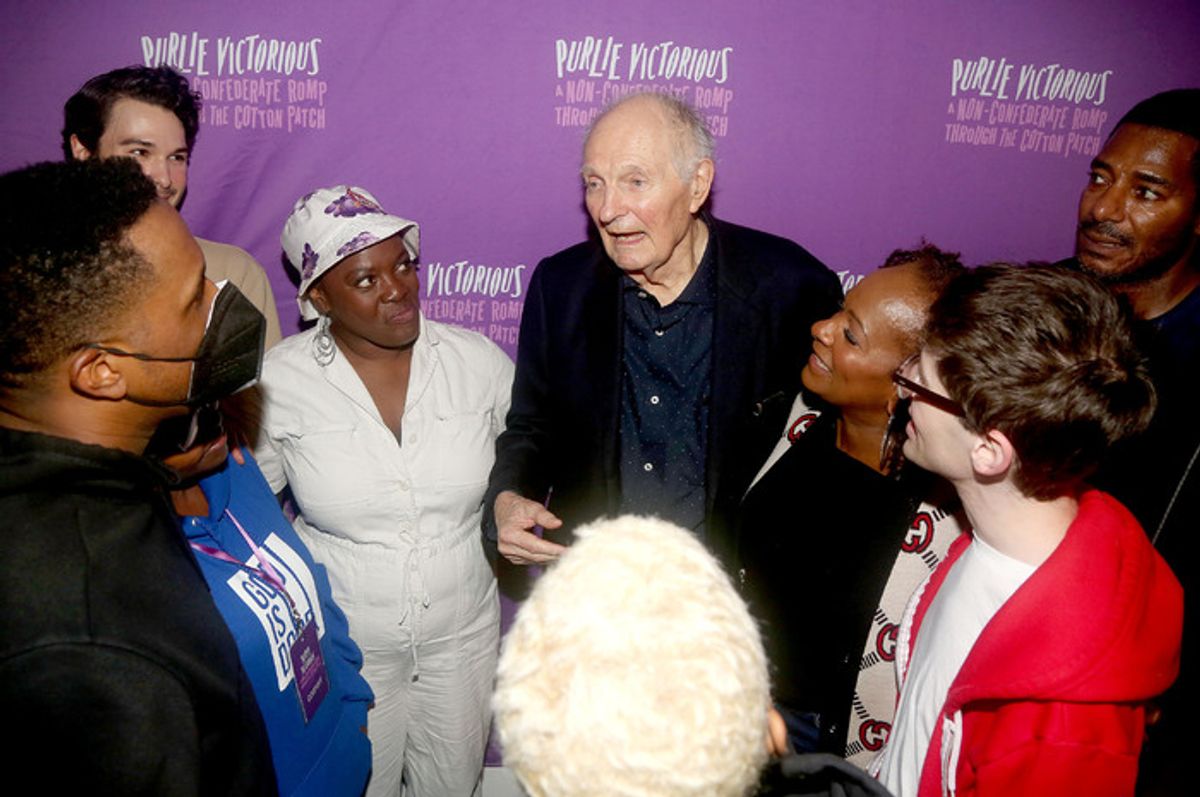 Alan Alda and the cast  at 