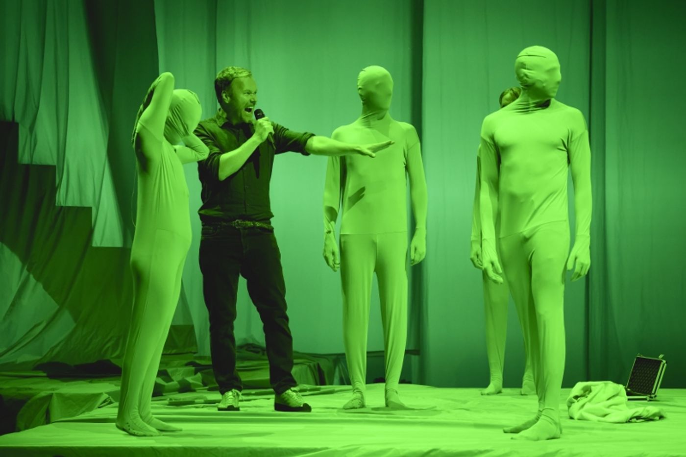 Review: SHOOTING HEDDA GABLER, Rose Theatre  Image