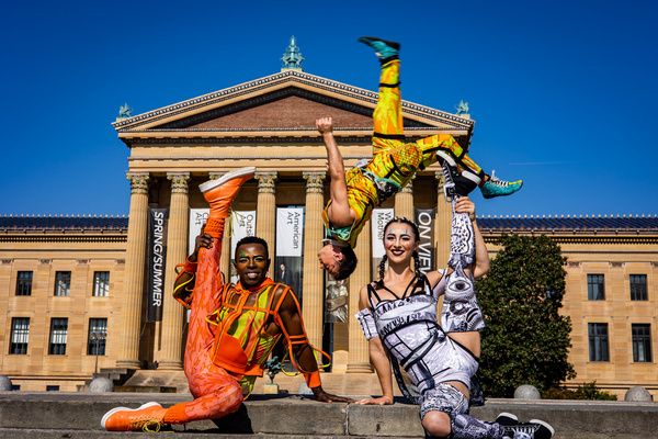 Photos: Cirque Du Soleil BAZZAR Artists Visit Philadelphia Museum Of Art And LOVE Park  Image